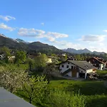 3-zi Atelierdachwohnung Mit Bergblick Seenaehe Und 2 Loggia Daire *