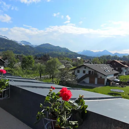 3-zi Atelierdachwohnung Mit Bergblick Seenaehe Und 2 Loggia Bernau am Chiemsee
