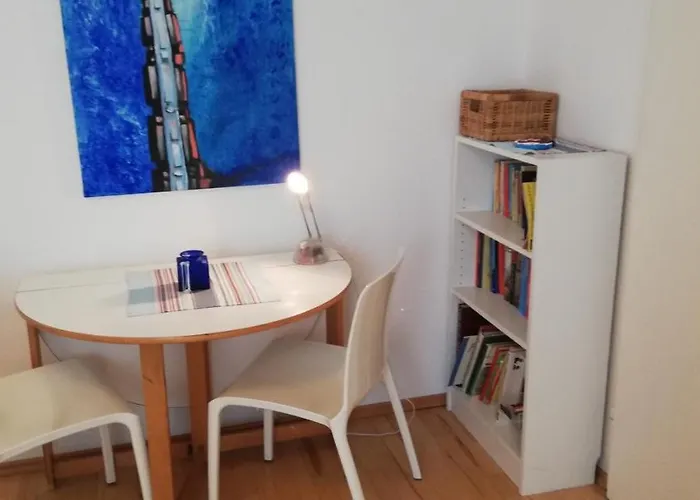 3-zi Atelierdachwohnung Mit Bergblick Seenaehe Und 2 Loggia *