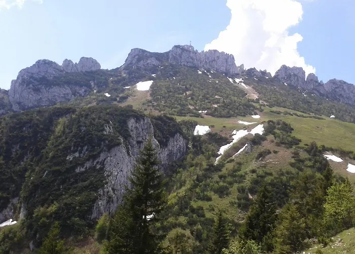 Lägenhet 3-zi Atelierdachwohnung Mit Bergblick Seenaehe Und 2 Loggia