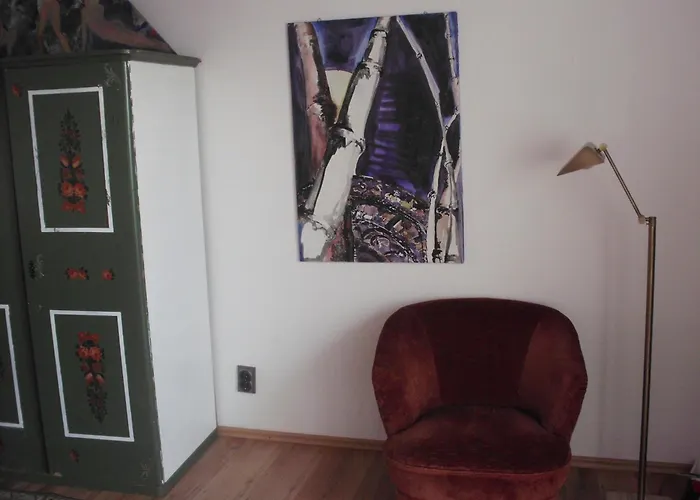 Lägenhet 3-zi Atelierdachwohnung Mit Bergblick Seenaehe Und 2 Loggia *