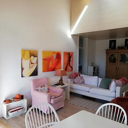 Apartment 3-zi Atelierdachwohnung Mit Bergblick Seenähe Und 2 Loggia