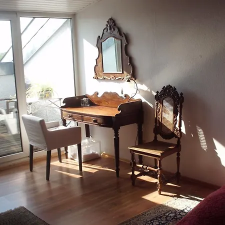 Apartment 3-zi Atelierdachwohnung Mit Bergblick Seenähe Und 2 Loggia