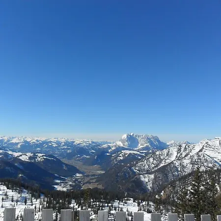 Apartmán 3-zi Atelierdachwohnung Mit Bergblick Seenaehe Und 2 Loggia *