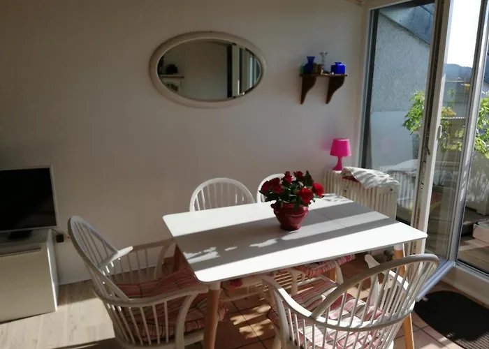 3-zi Atelierdachwohnung Mit Bergblick Seenaehe Und 2 Loggia