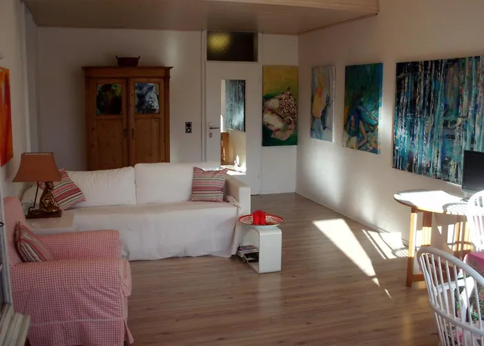 Appartement 3-zi Atelierdachwohnung Mit Bergblick Seenaehe Und 2 Loggia
