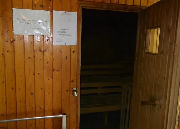 3-zi Atelierdachwohnung Mit Bergblick Seenaehe Und 2 Loggia Bernau am Chiemsee