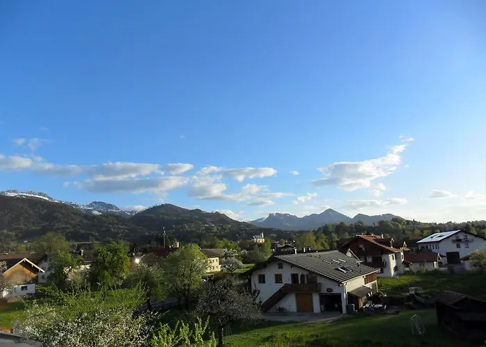3-zi Atelierdachwohnung Mit Bergblick Seenaehe Und 2 Loggia Appartement